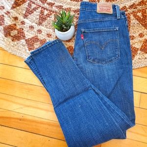 Levi's 721 High Rise Skinny Jean 31x30